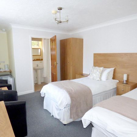 Kenmore Guest House Rustington Extérieur photo