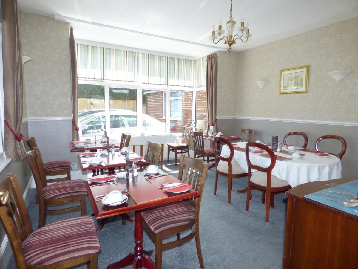 Kenmore Guest House Rustington Extérieur photo