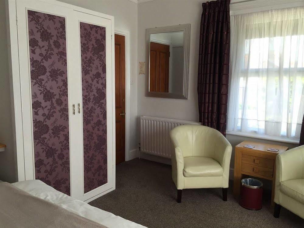 Kenmore Guest House Rustington Extérieur photo